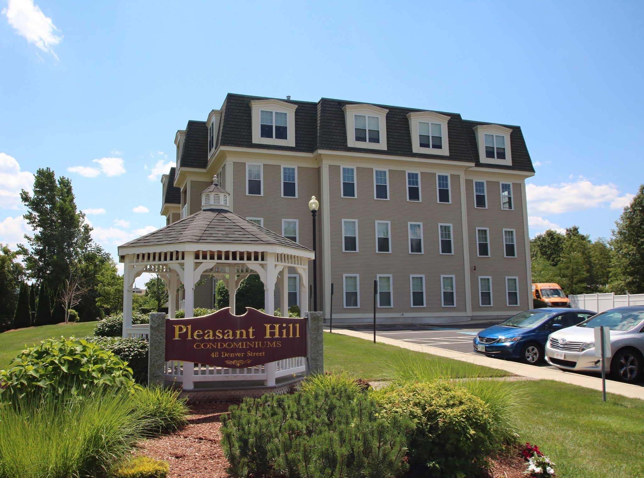 48 Denver Street Unit 303, Saugus, MA 01906