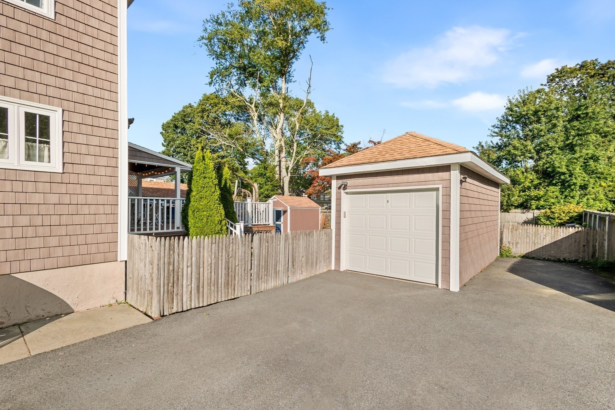 1021 Ray St, Fall River, MA 02720 - Image 38