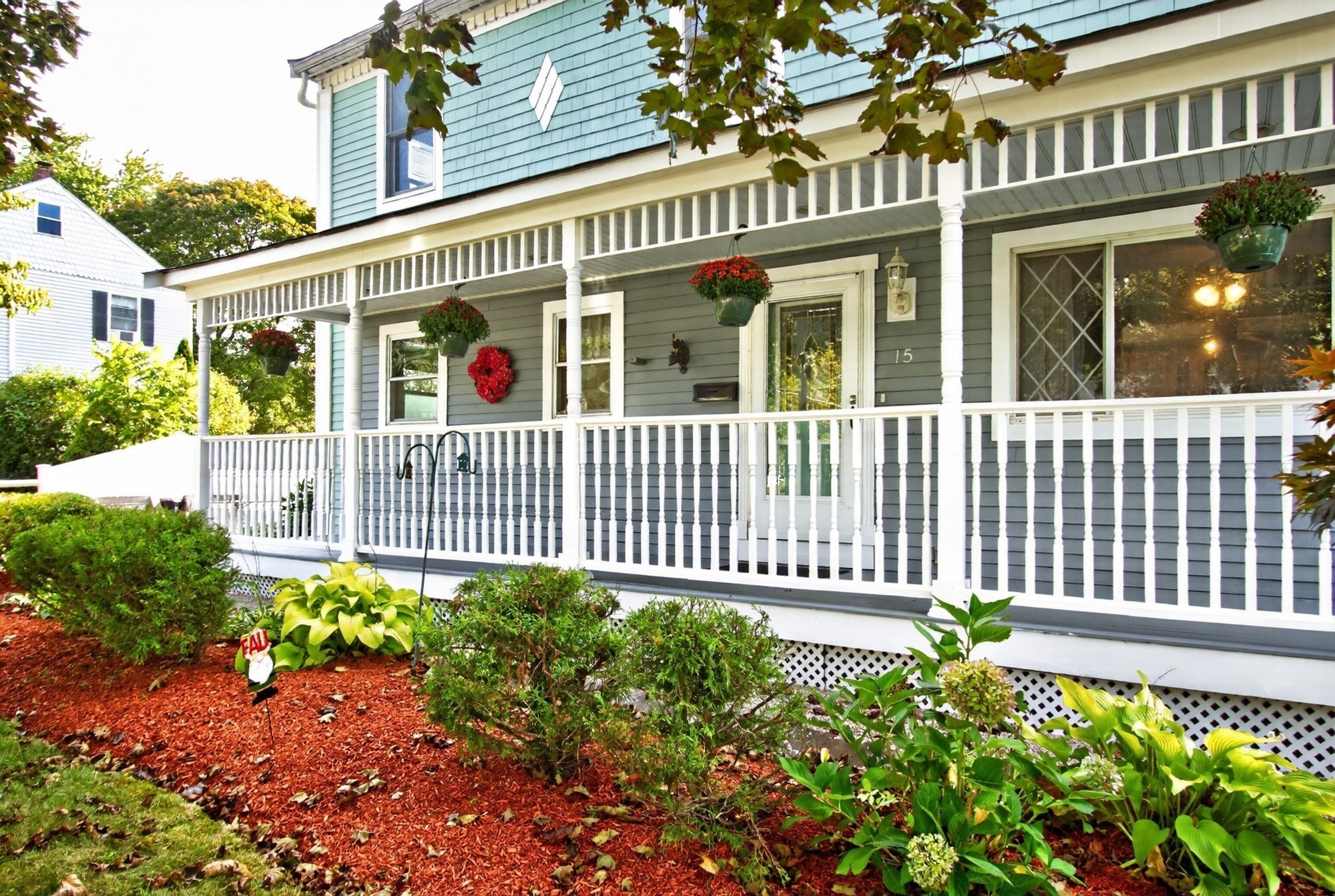 15 Ellington Rd, Tewksbury, MA 01876