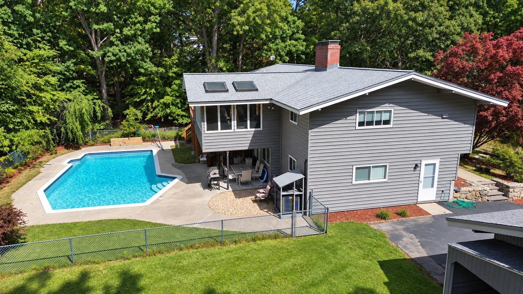 80 Winter St, Ashland, MA 01721