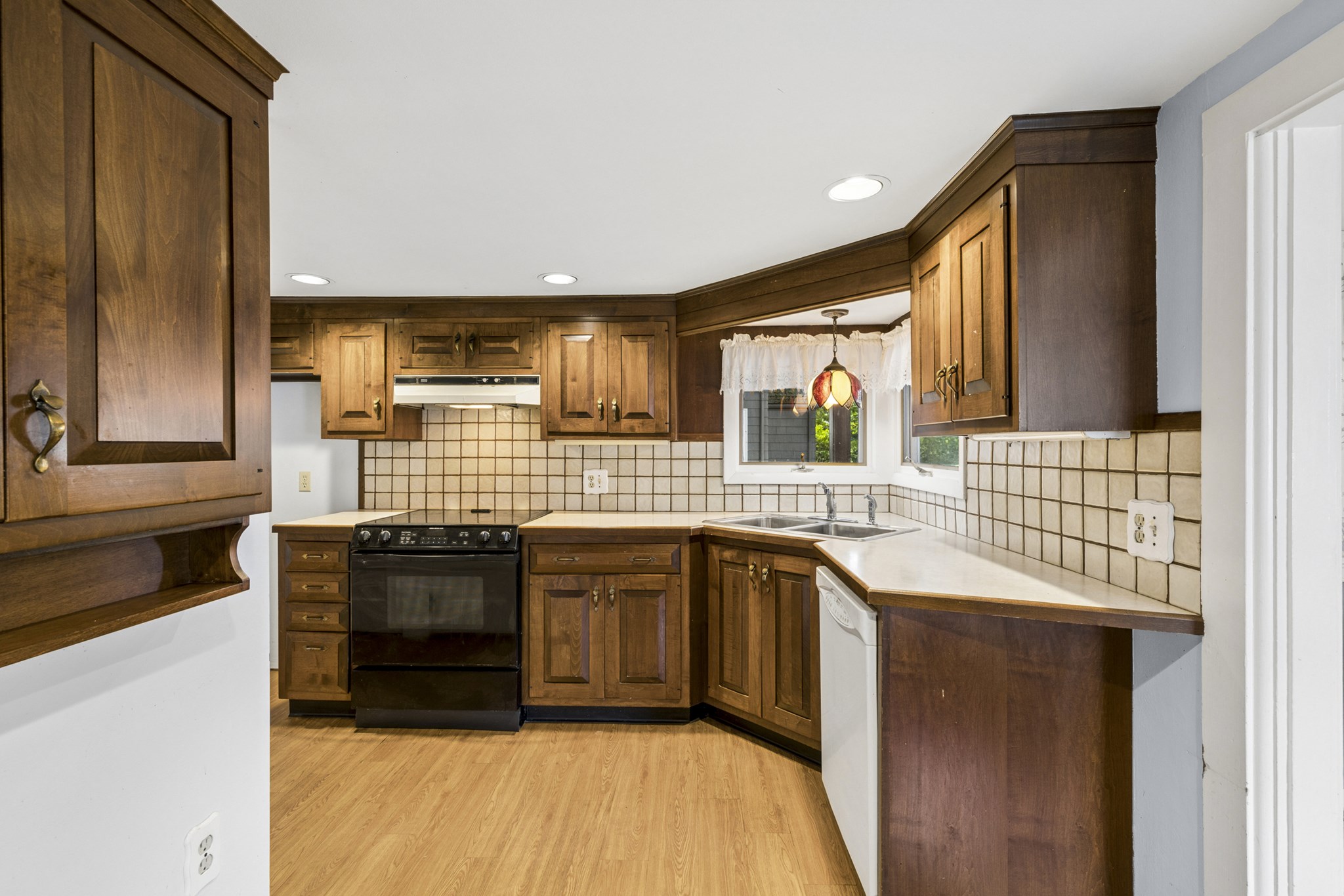38 Loker St, Natick, MA 01760 - Image 4
