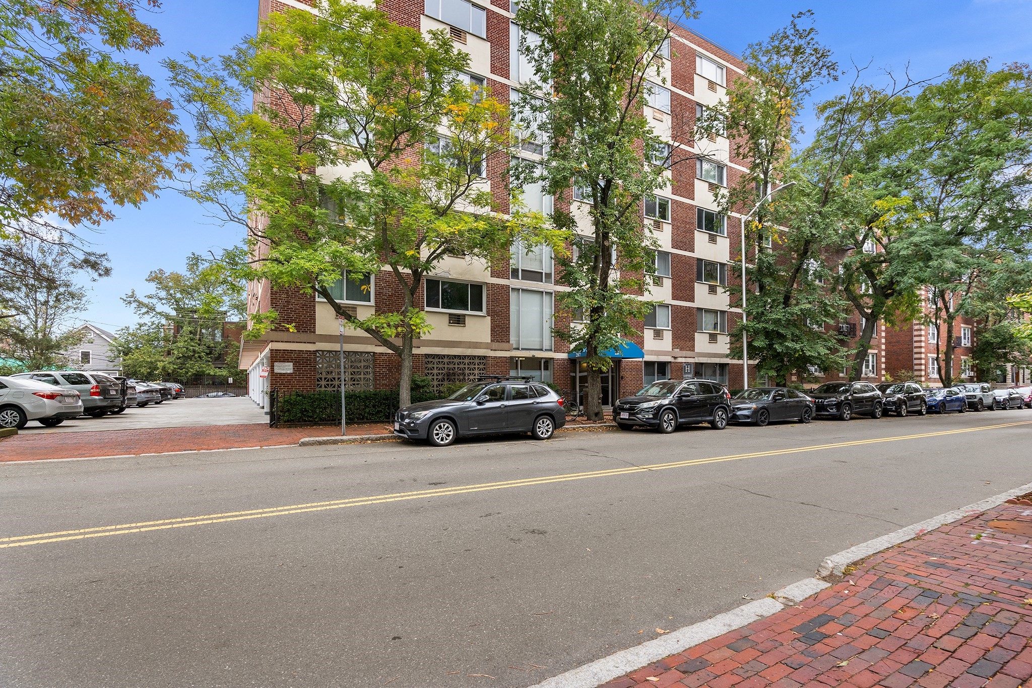 287 Harvard St Unit 26, Cambridge, MA 02139