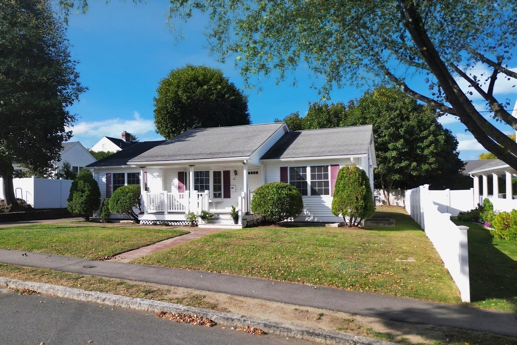 29 Ashworth Road, Quincy, MA 02171