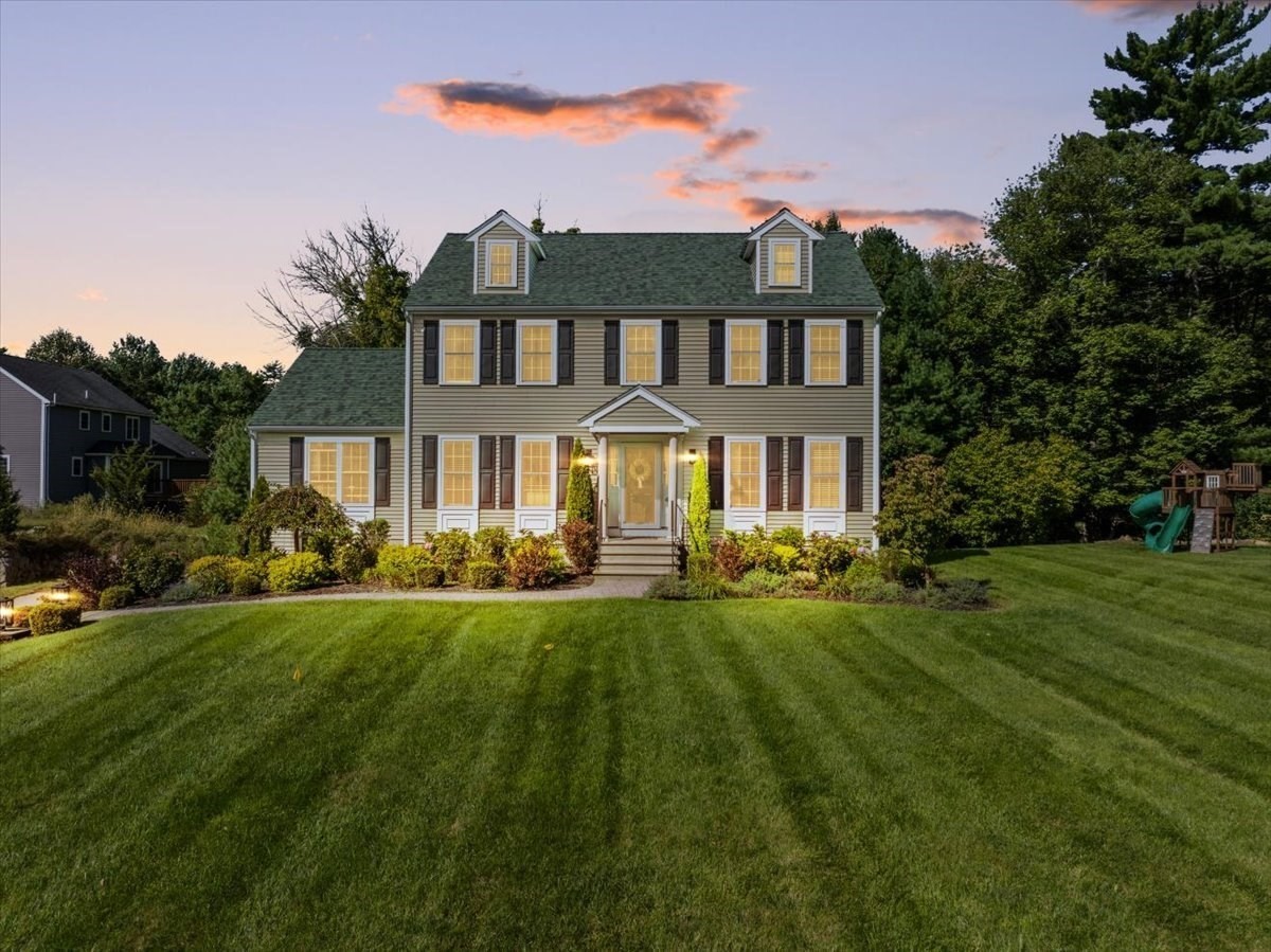 4 Look Out Circle, Middleboro, MA 02346