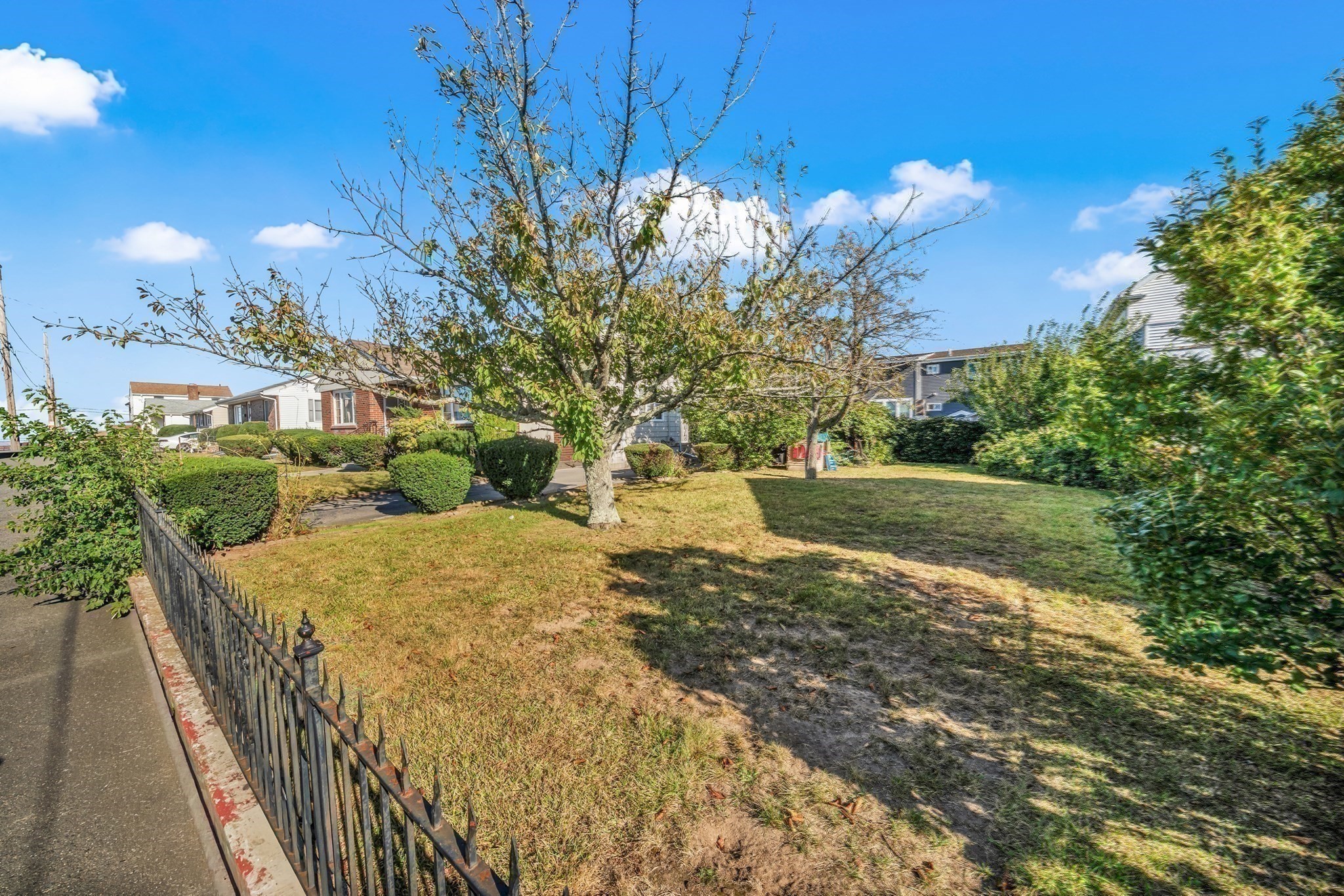 45 Sigourney St, Revere, MA 02151 - Image 22