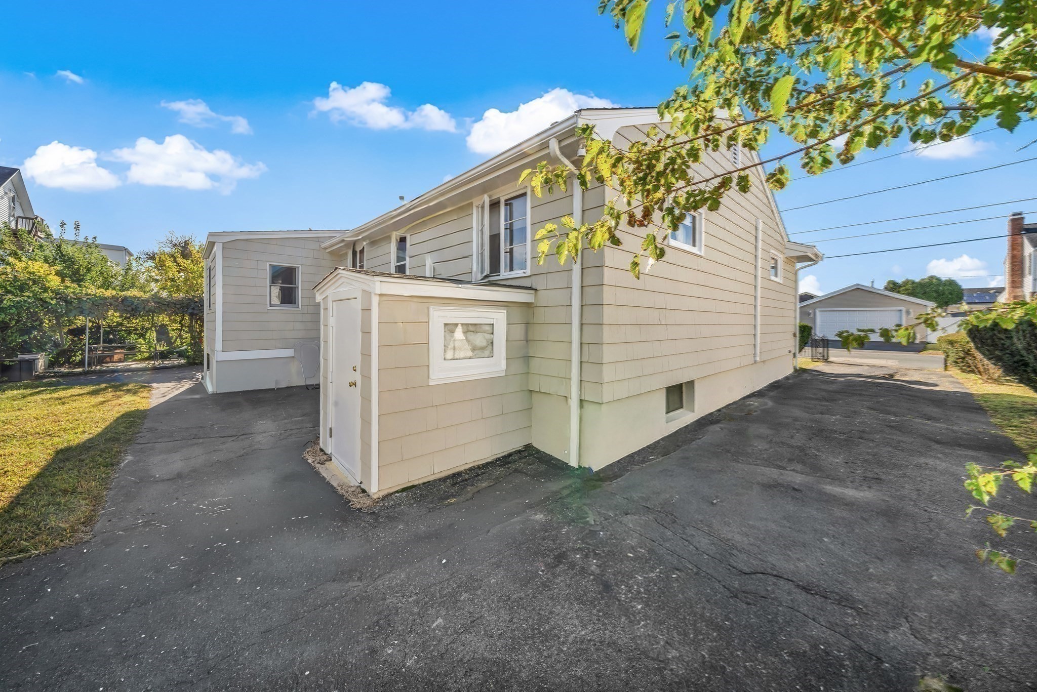 45 Sigourney St, Revere, MA 02151 - Image 23