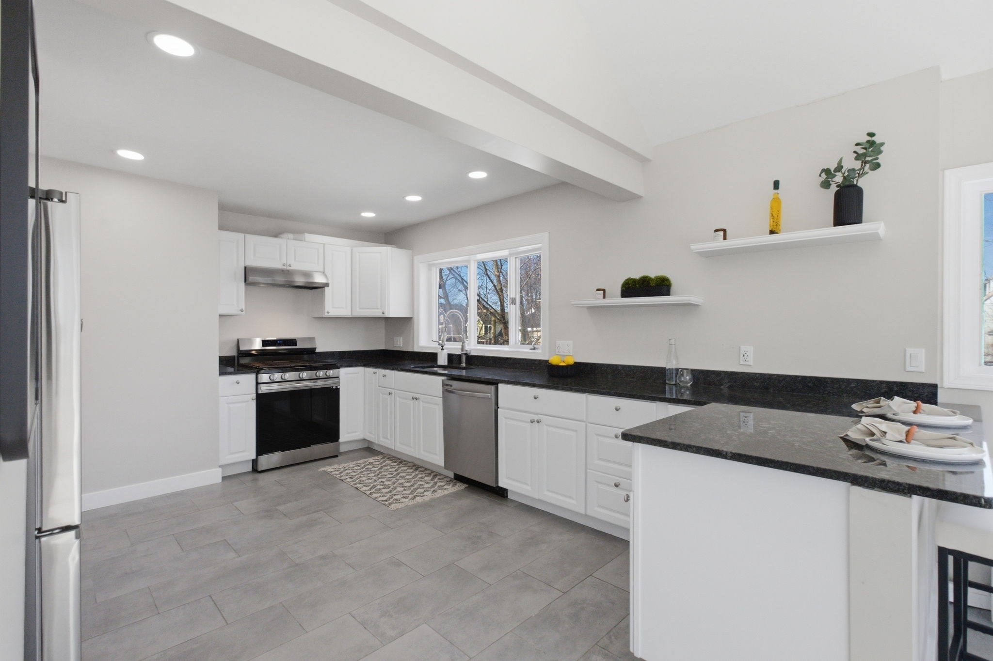 15 S Fairview St Unit 3, Roslindale, Boston, MA 02131