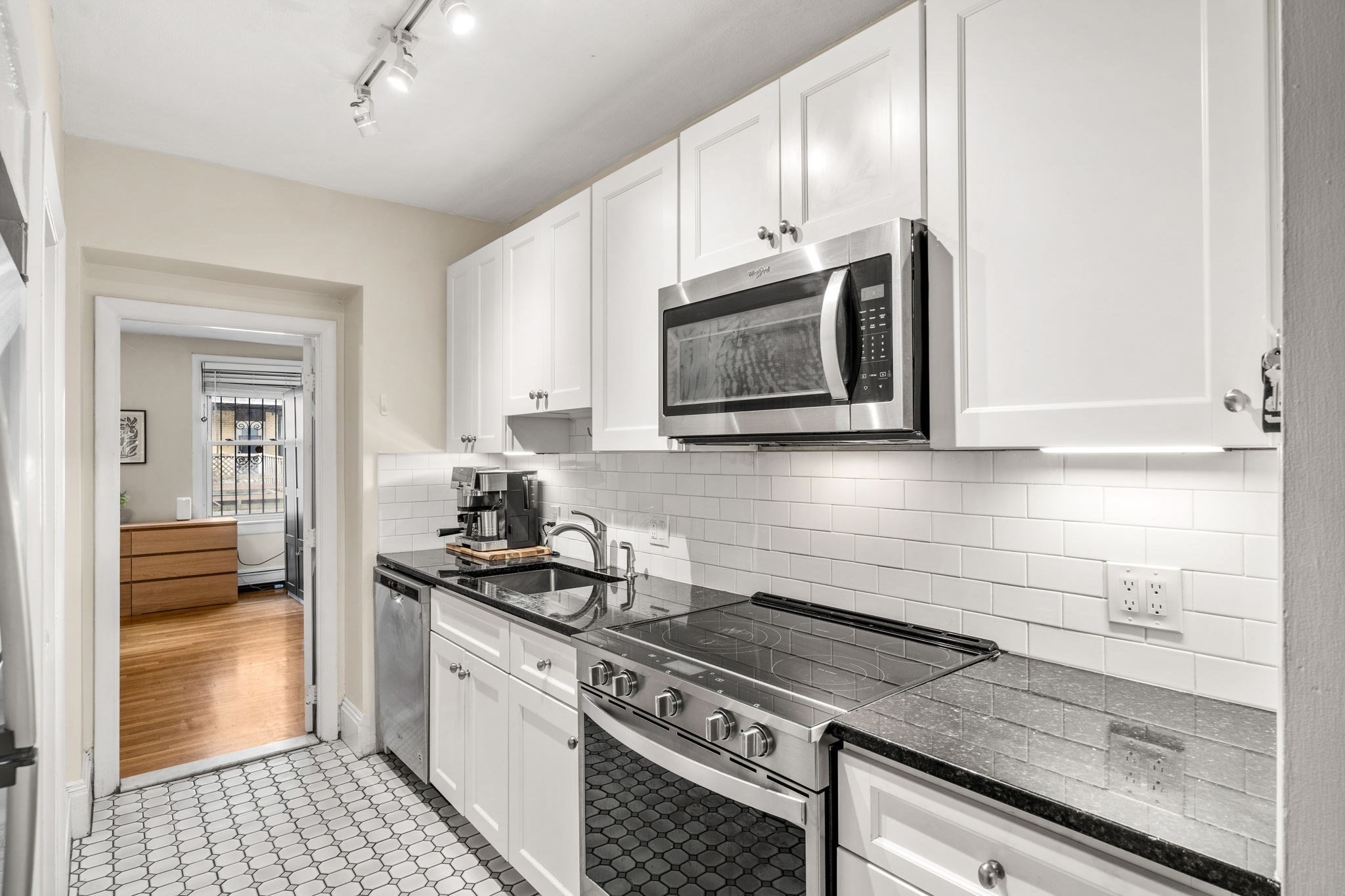 194 W Springfield St Unit 1, South End, Boston, MA 02118 - Image 9