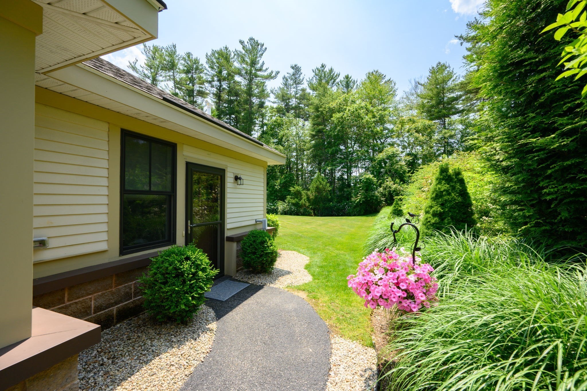 599 Washington St Unit 1, Pembroke, MA 02359 - Image 4
