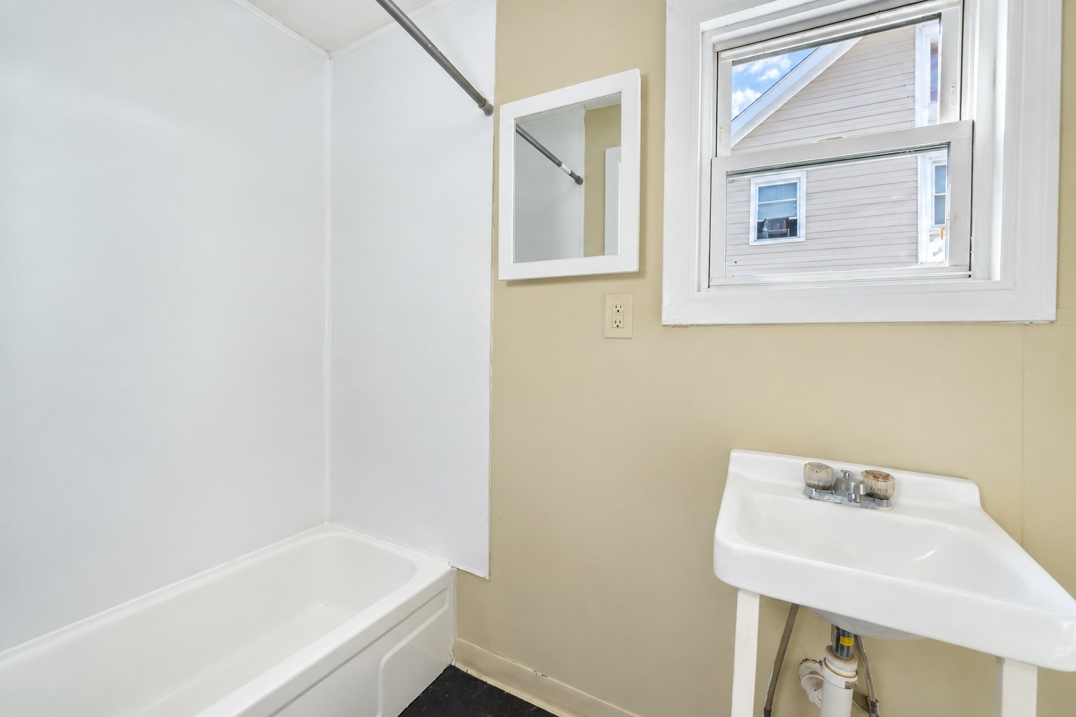 64 Tremont St, Fall River, MA 02720 - Image 11