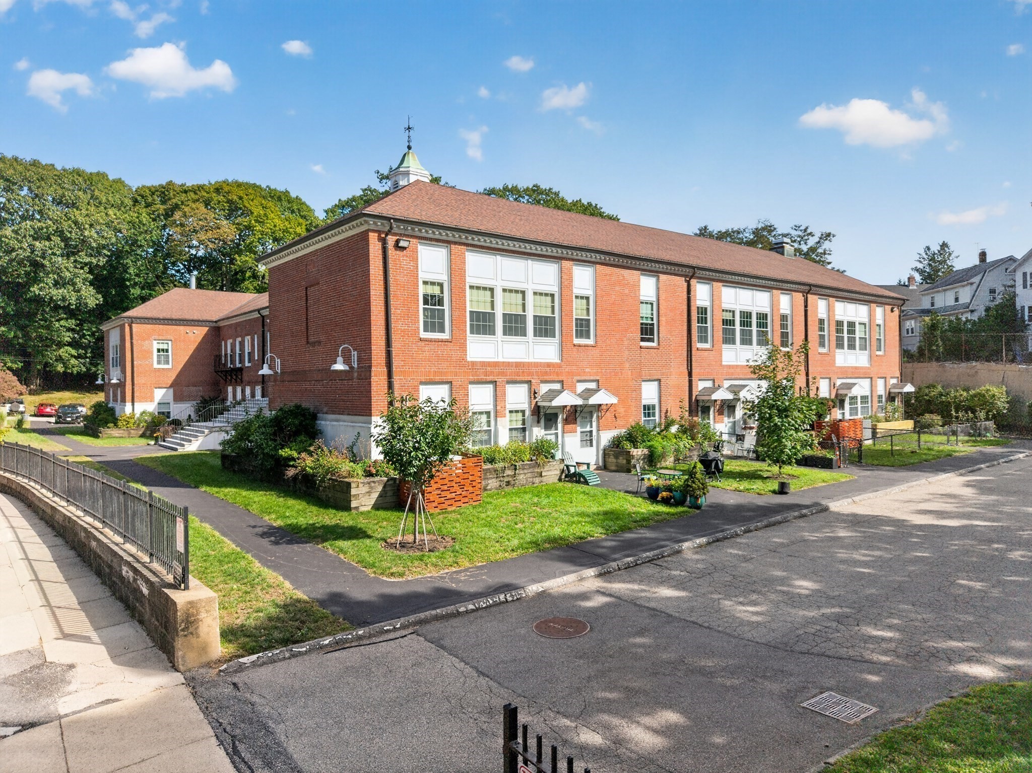 35 Eldridge Rd Unit 110, Jamaica Plain, Boston, MA 02130 - Image 2