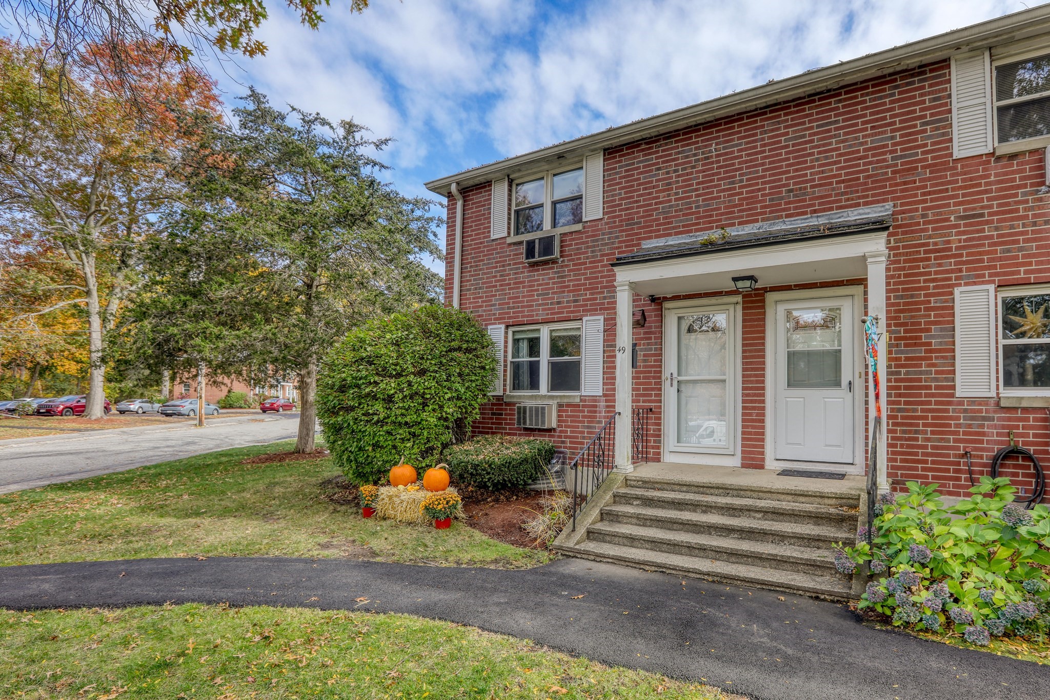 49 Kingston Unit 49, North Andover, MA 01845