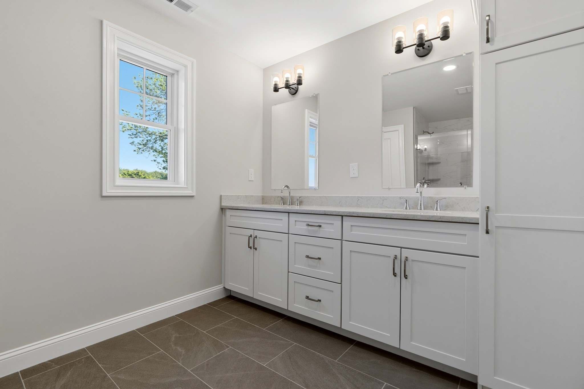11 Isola Lane, Stoneham, MA 02180 - Image 8