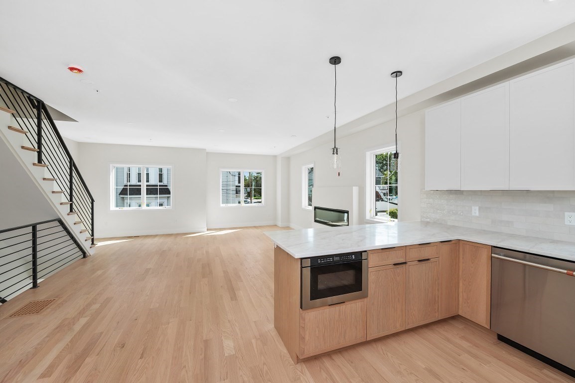 66 Orange Street, Waltham, MA 02453 - Image 3
