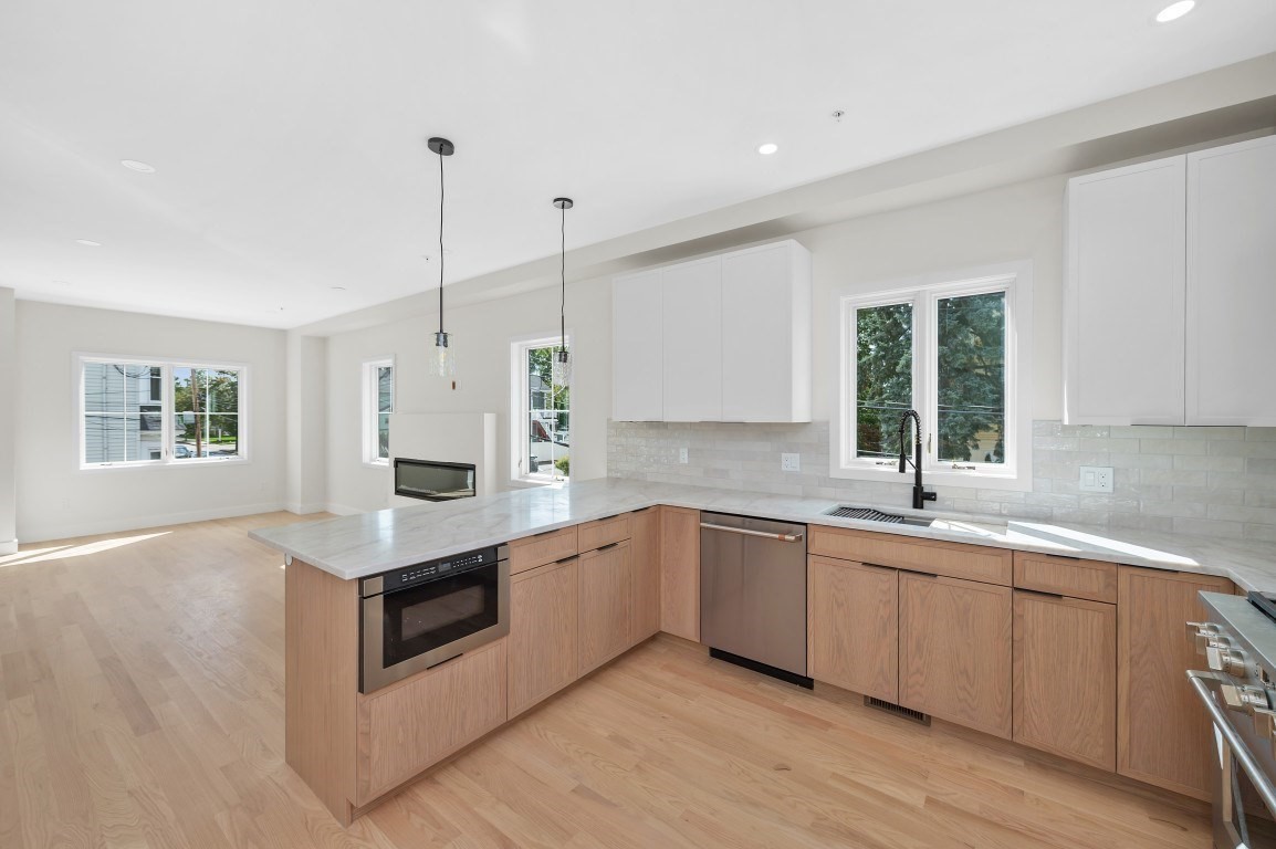 66 Orange Street, Waltham, MA 02453 - Image 6