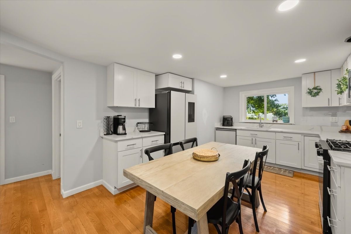 12 Randall Ave, Weymouth, MA 02189 - Image 2