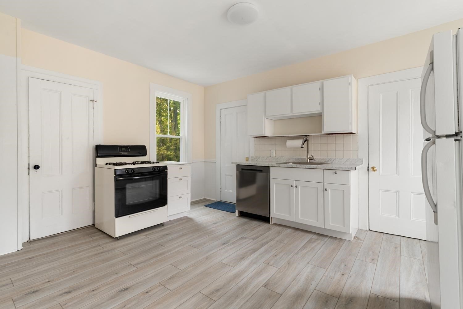 286 Albion St, Wakefield, MA 01880 - Image 9