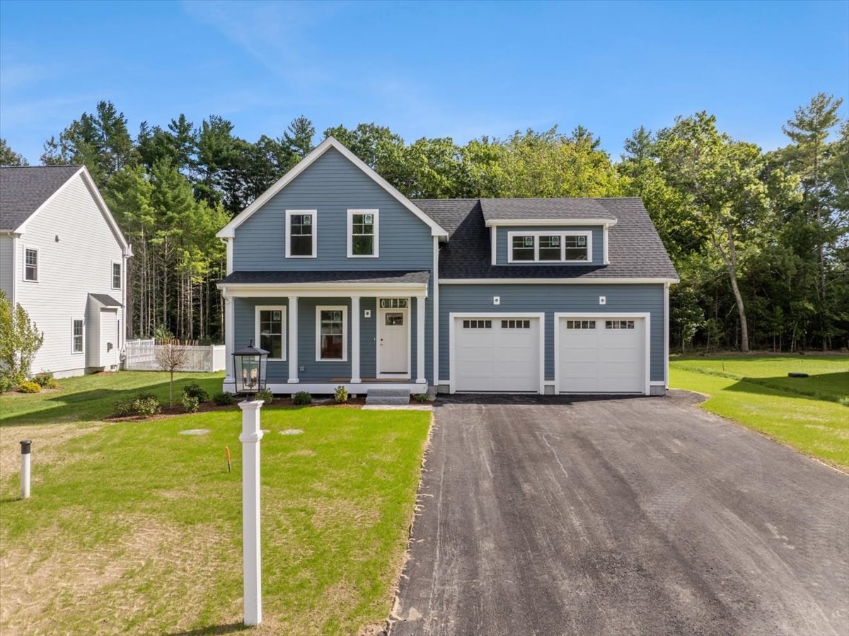 13 Charles Dr, Kingston, MA 02364