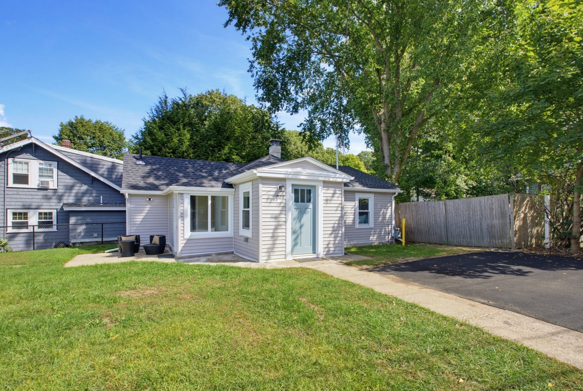 926 East St, Dedham, MA 02026