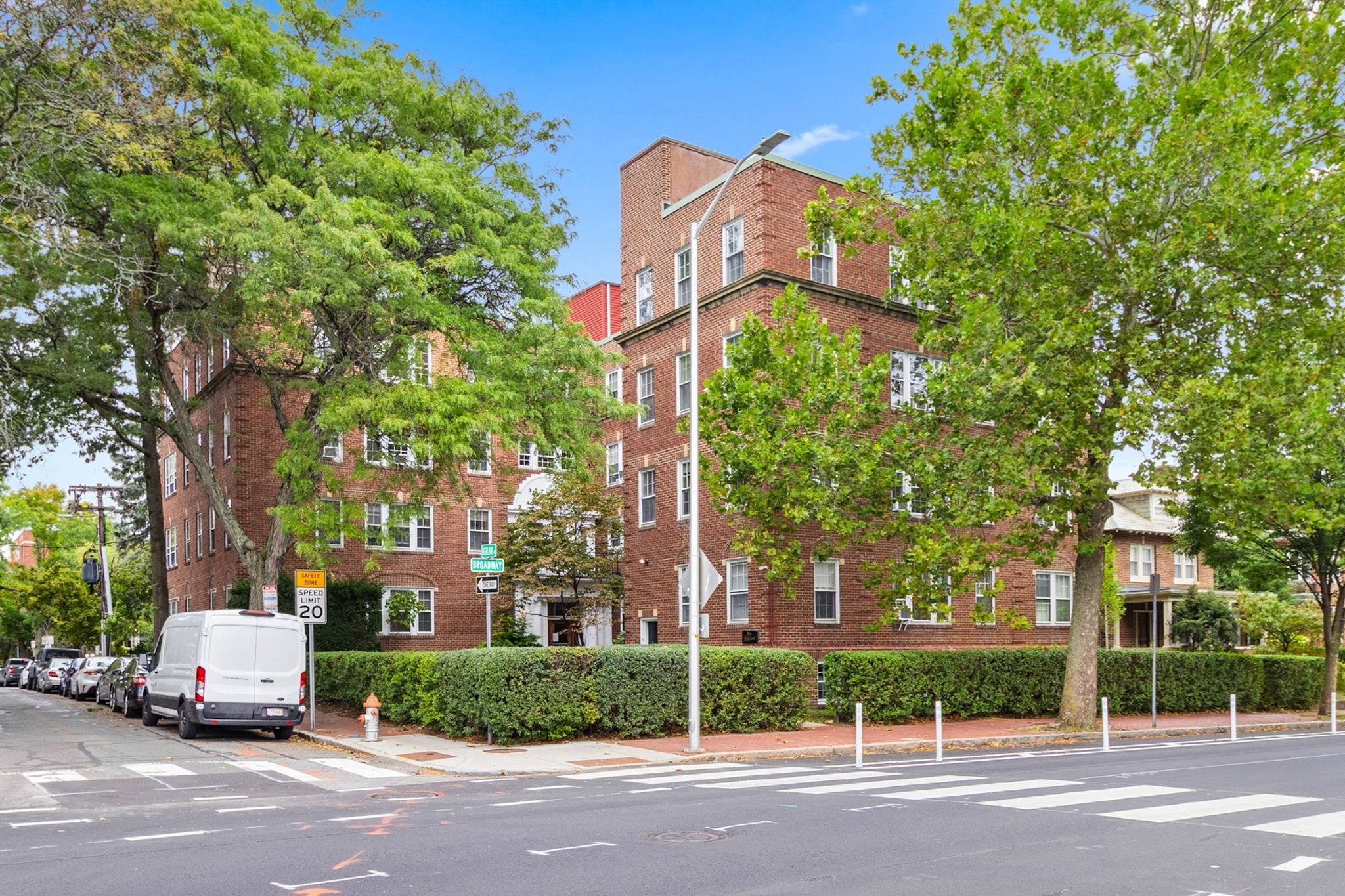 393 Broadway Unit 8, Cambridge, MA 02139