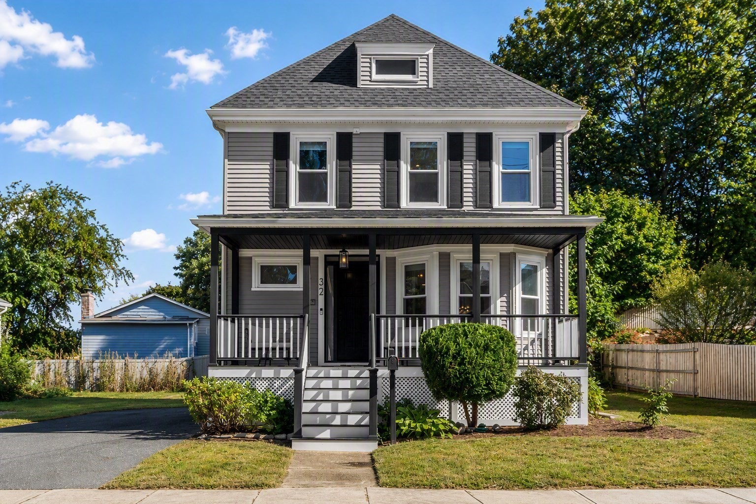 32 Coolidge Ave, Peabody, MA 01960