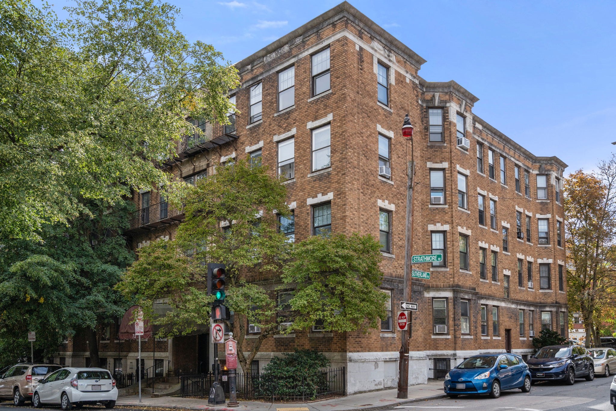 72 Strathmore Unit 7B, Boston College, Boston, MA 02135