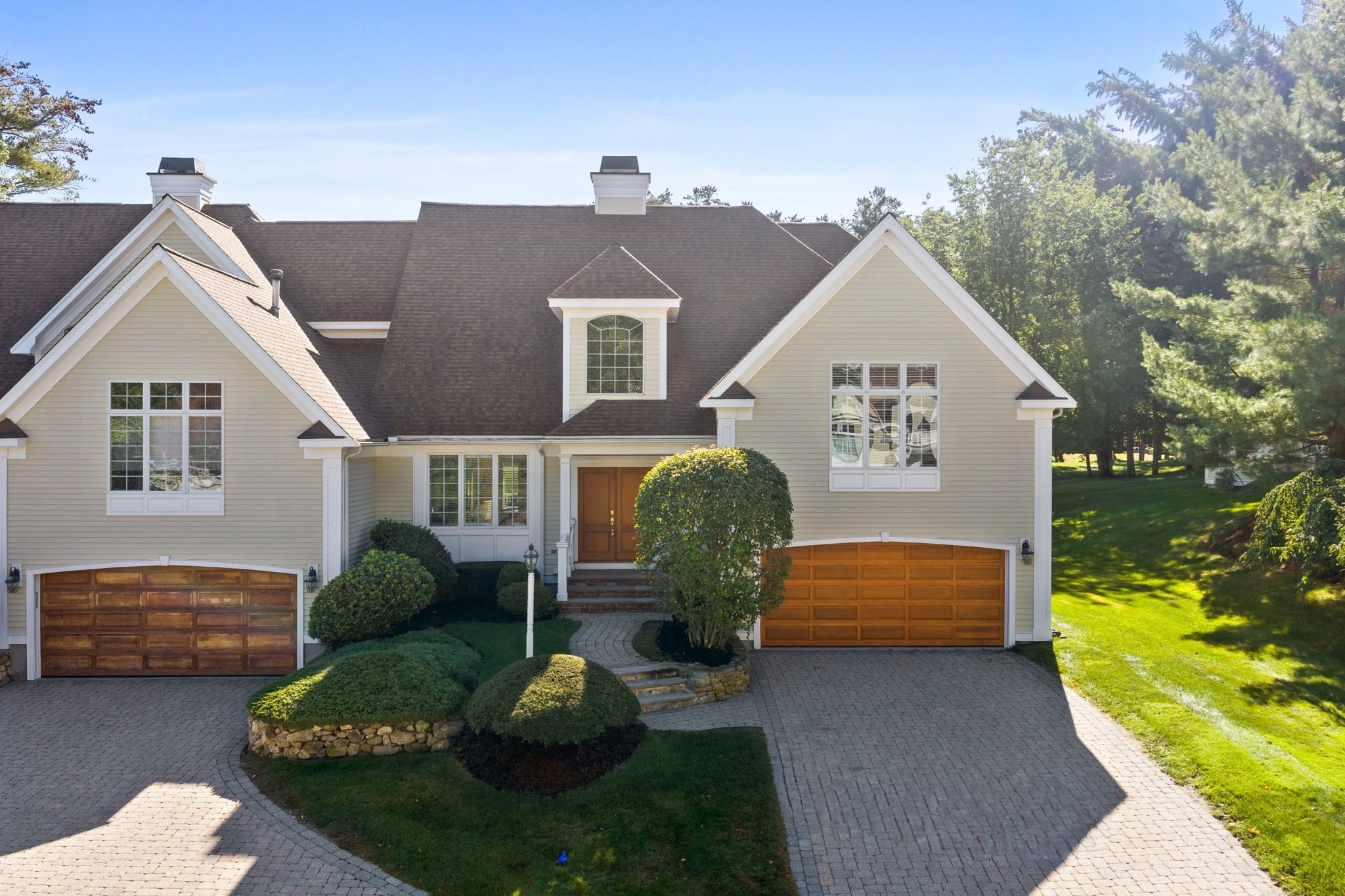 9 Bobby Jones Dr Unit 9, Andover, MA 01810