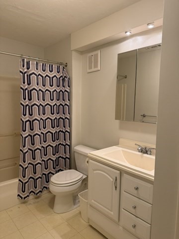1 Kingswood Unit 8, Abington, MA 02351 - Image 10