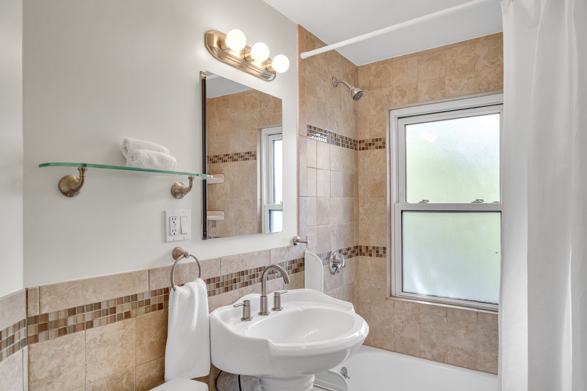 30 Oakley Rd Unit 2, Watertown, MA 02472 - Image 16