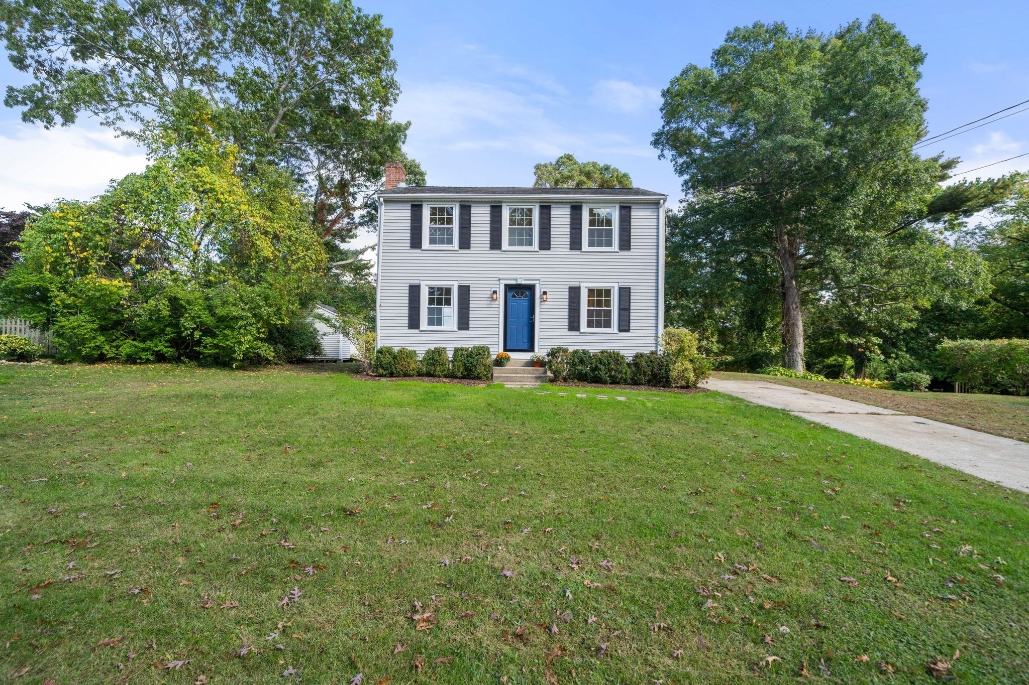 32 Grandview Dr, Plymouth, MA 02360
