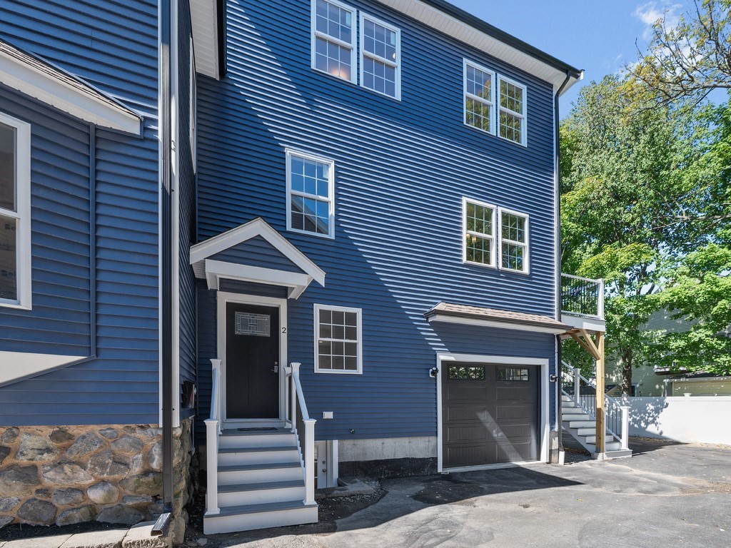 26 Fuller Street Unit 2, Waltham, MA 02453