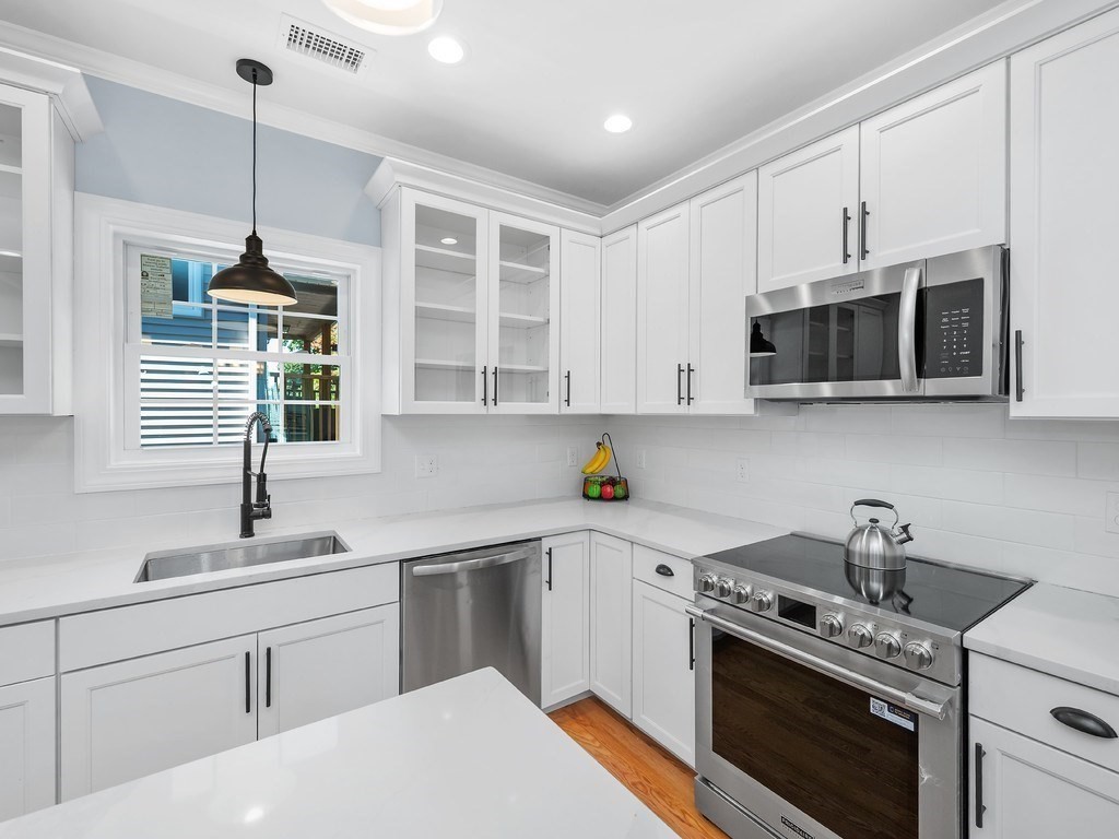 26 Fuller Street Unit 2, Waltham, MA 02453 - Image 5