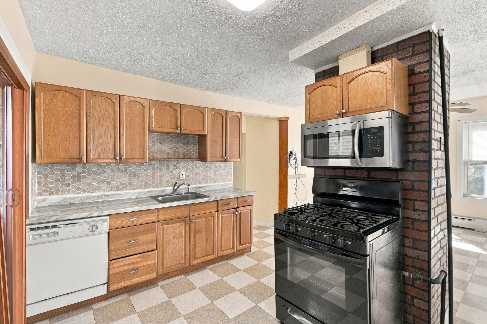 6 Marmion St, Jamaica Plain, Boston, MA 02130 - Image 13