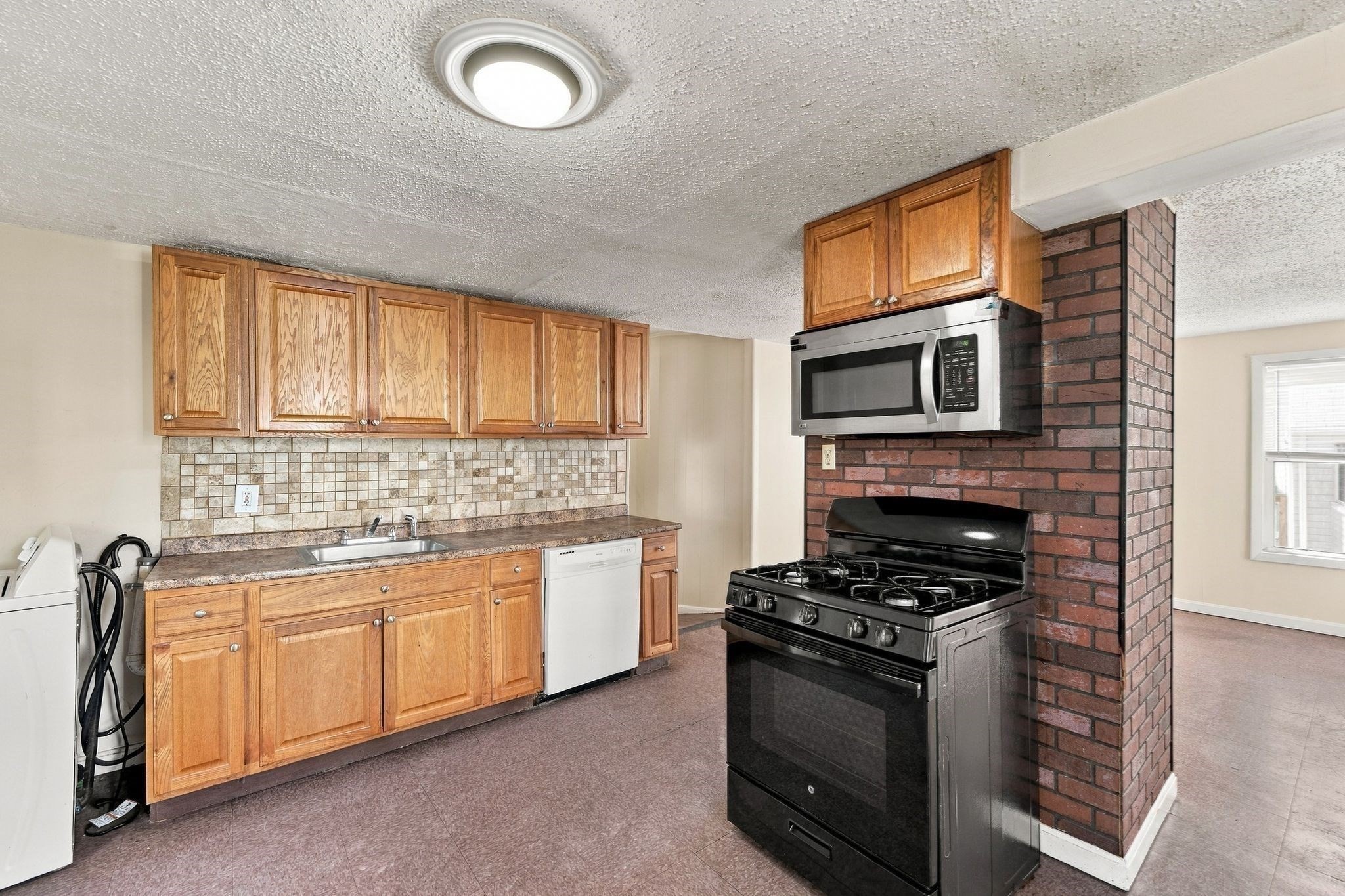 6 Marmion St, Jamaica Plain, Boston, MA 02130 - Image 4