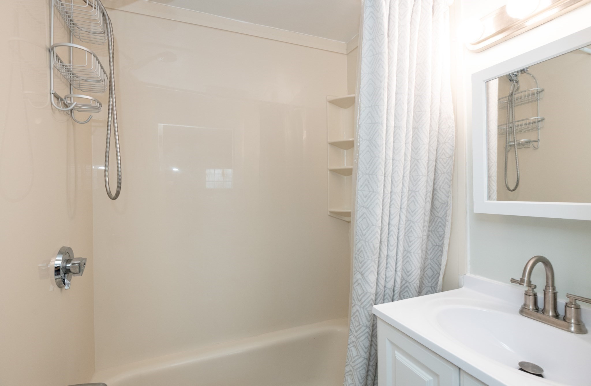 8 Washington Street, Stoneham, MA 02180 - Image 33
