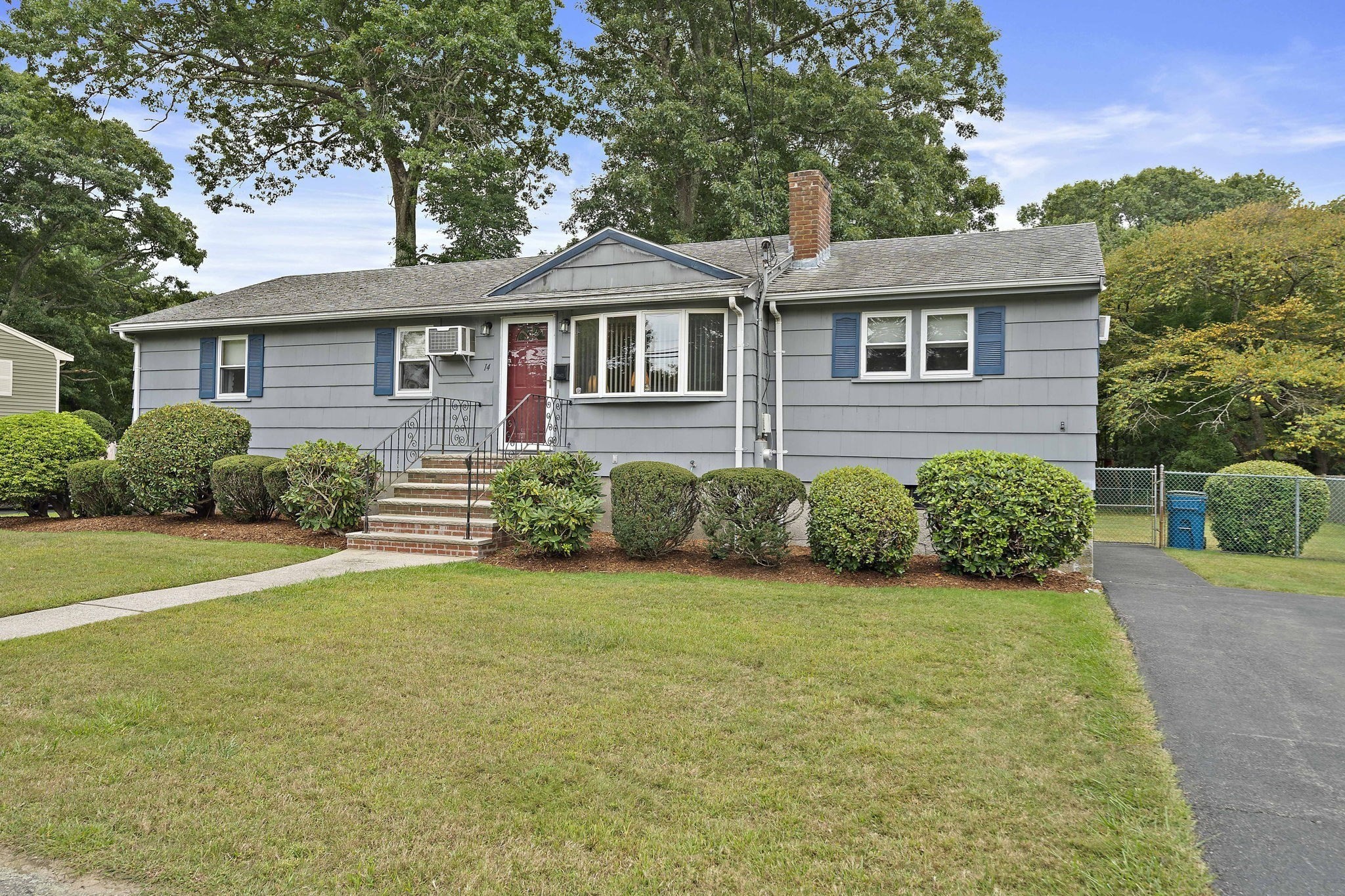 14 Gerald Avenue, Randolph, MA 02368