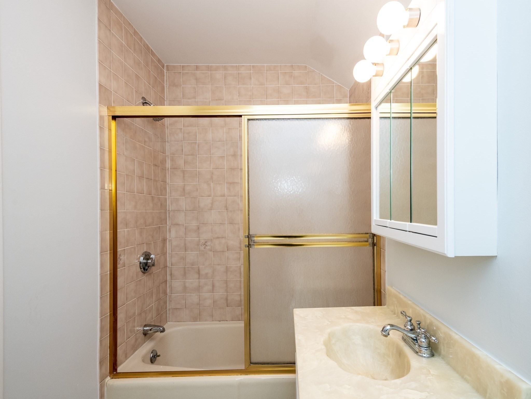 8 Washington Street, Stoneham, MA 02180 - Image 28