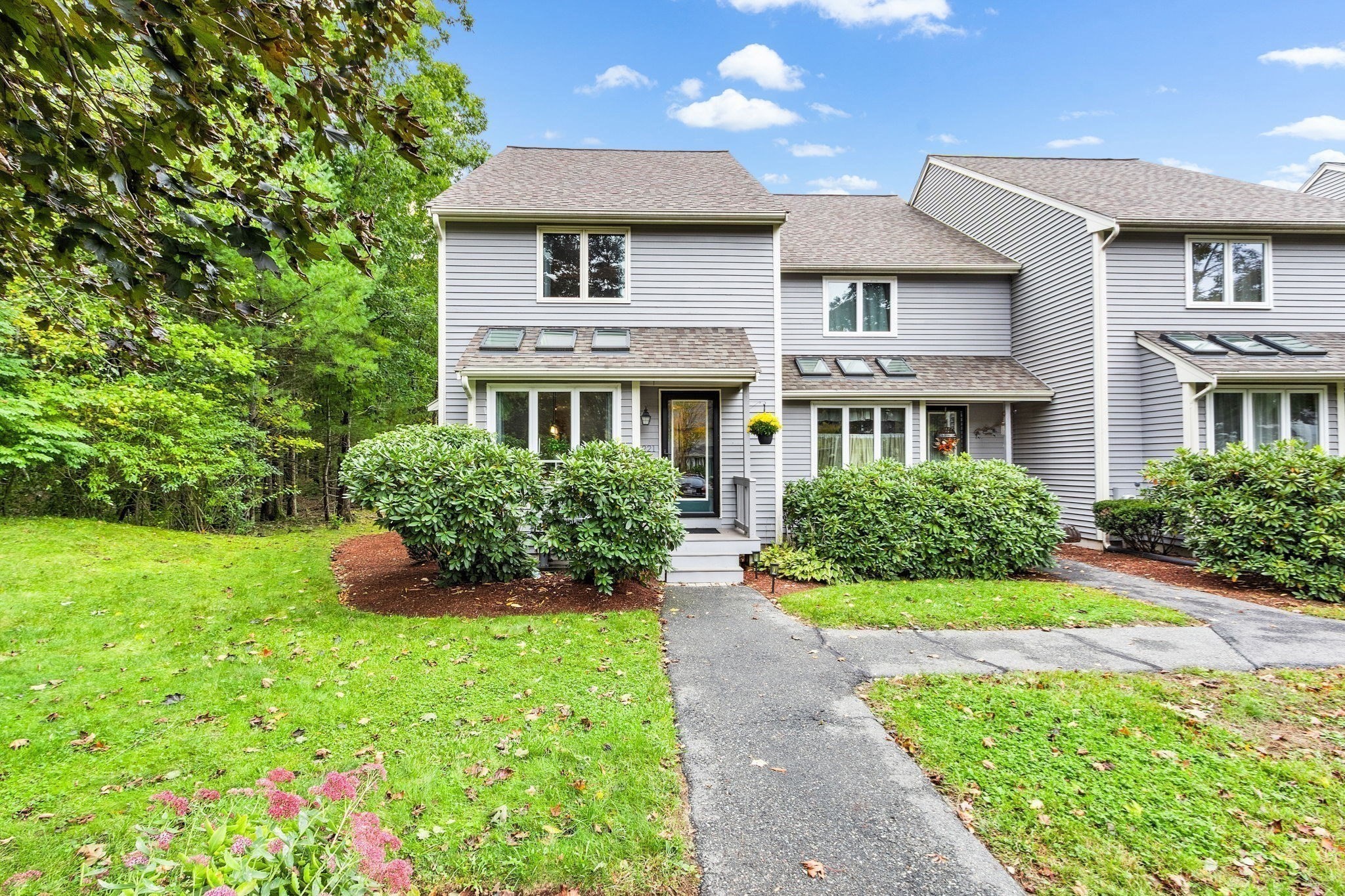 221 Maple Brook Rd Unit 221, Bellingham, MA 02019