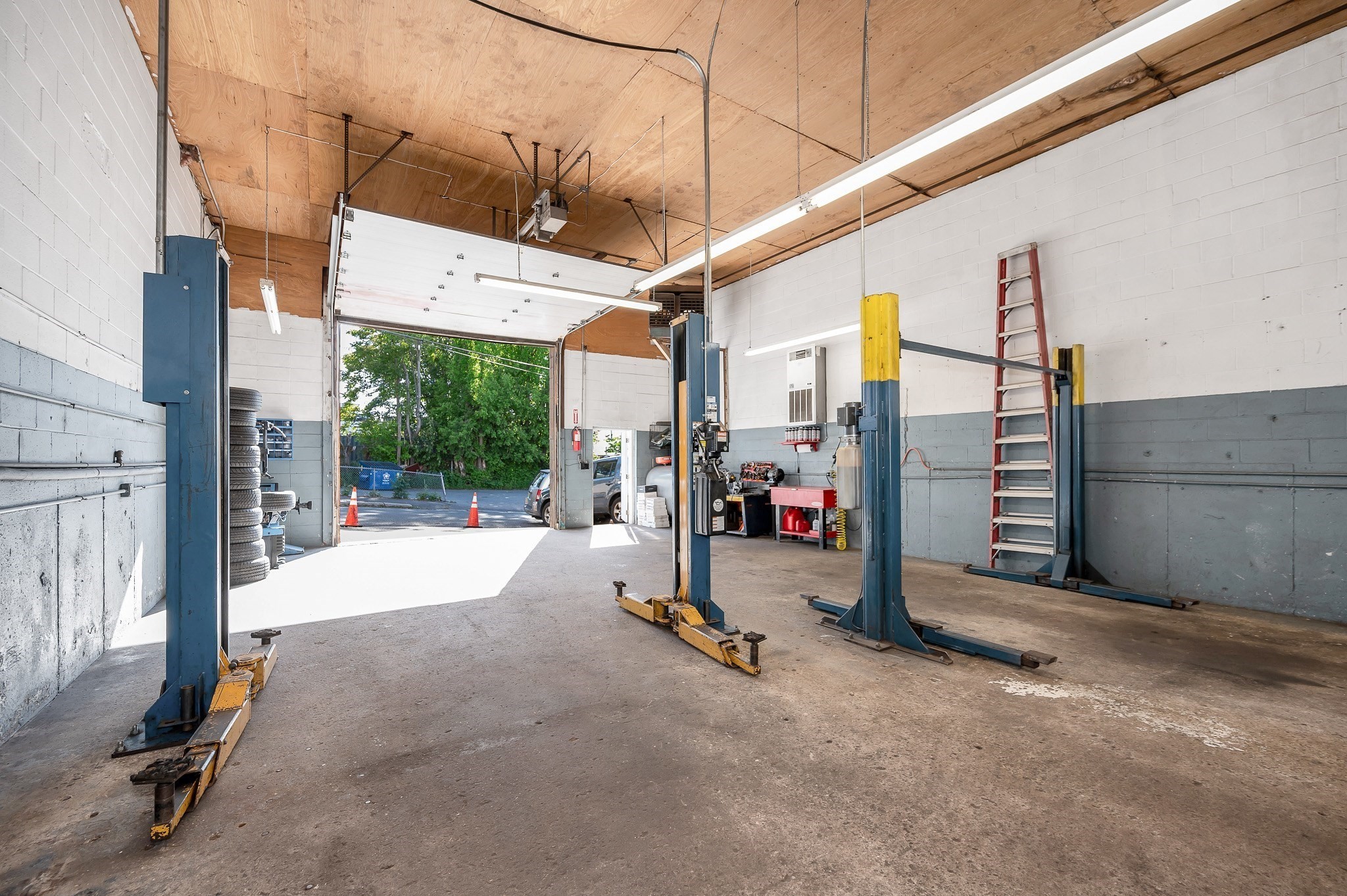 12 Carlton Street, Lowell, MA 01851 - Image 25