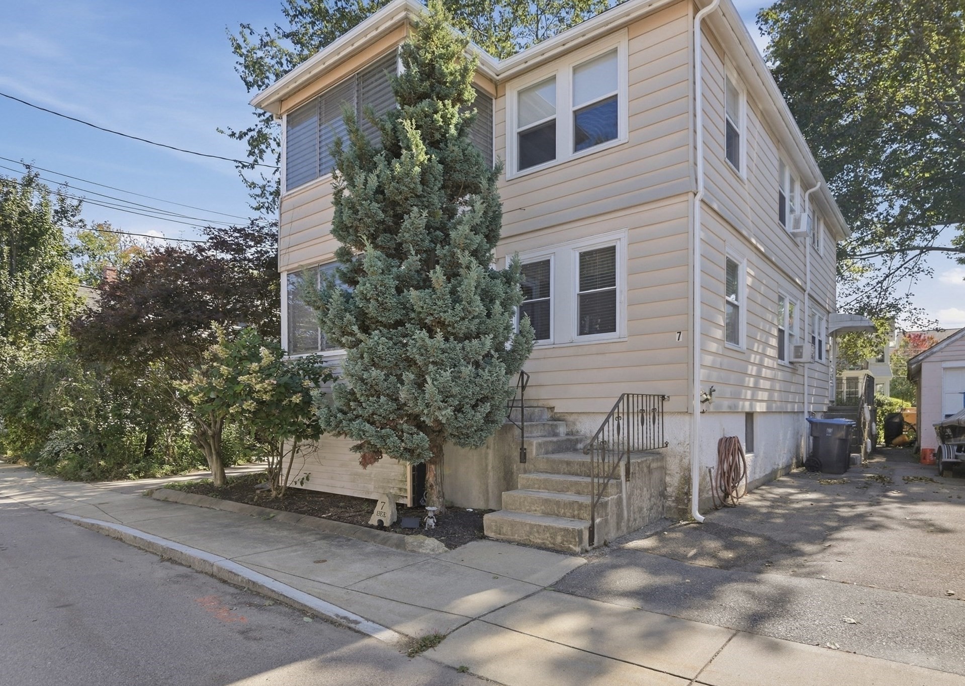 7 Bee Street Unit B, Natick, MA 01760