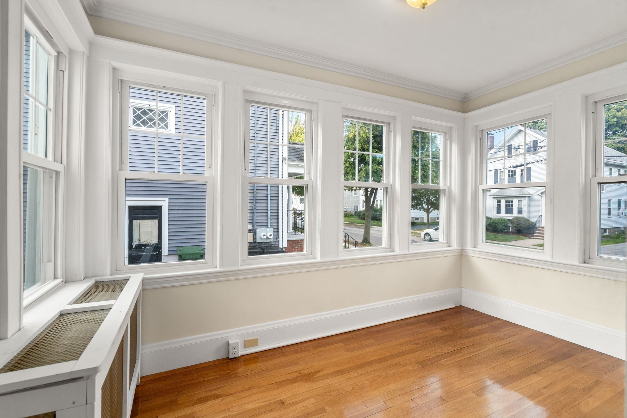 106 Poplar St Unit 1, Watertown, MA 02472 - Image 4