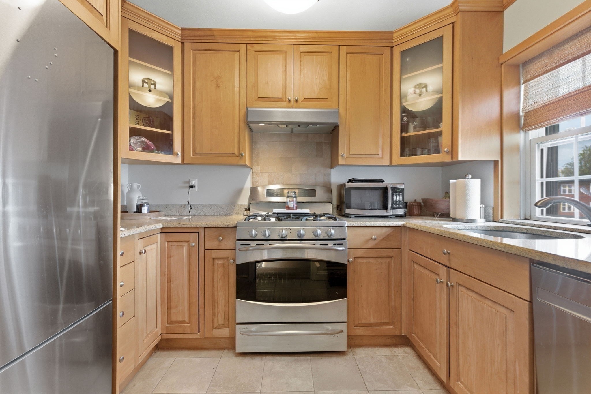 9 Lennon Ct Unit 13, South Boston, Boston, MA 02127 - Image 4
