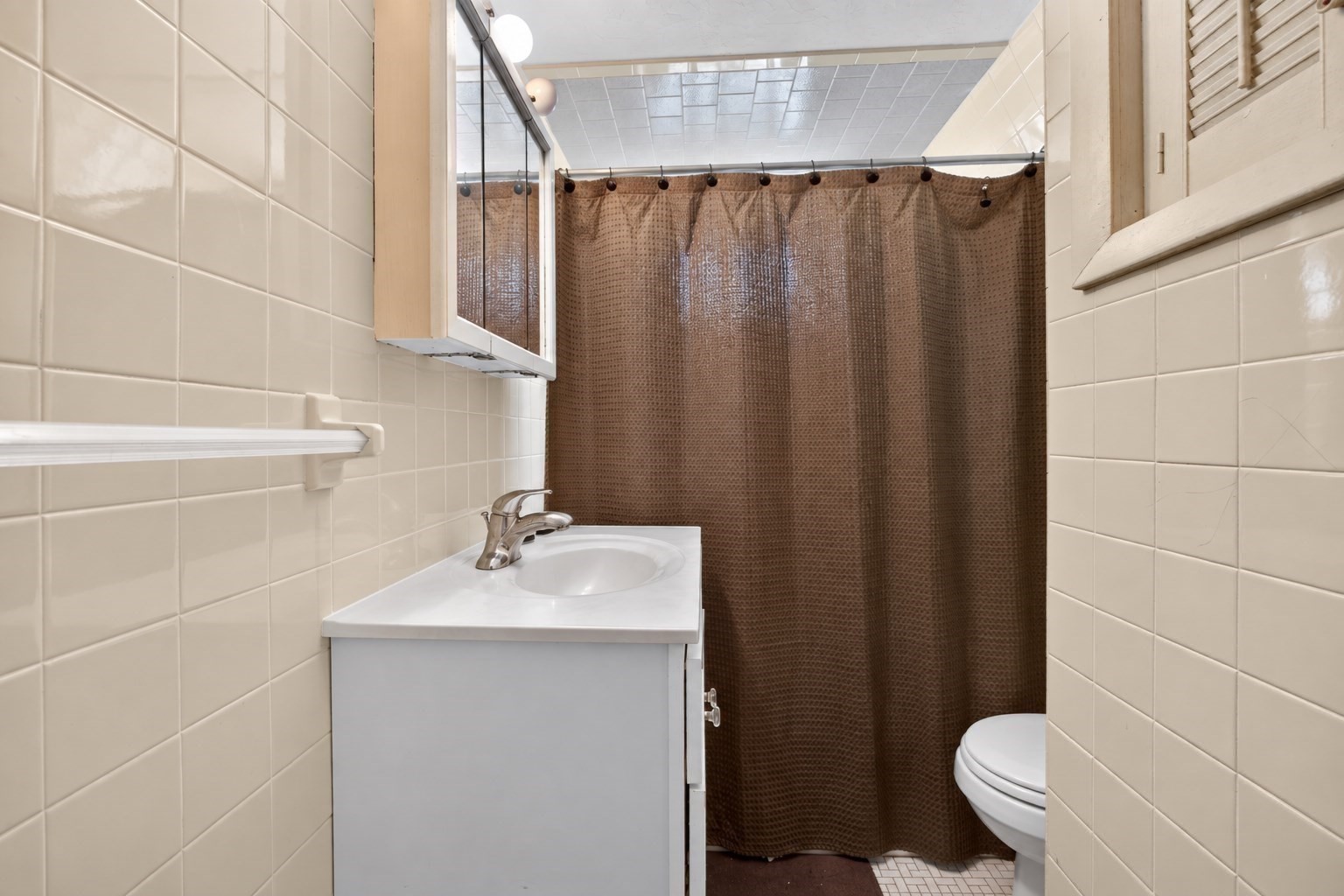 40 Avalon St, Revere, MA 02151 - Image 14