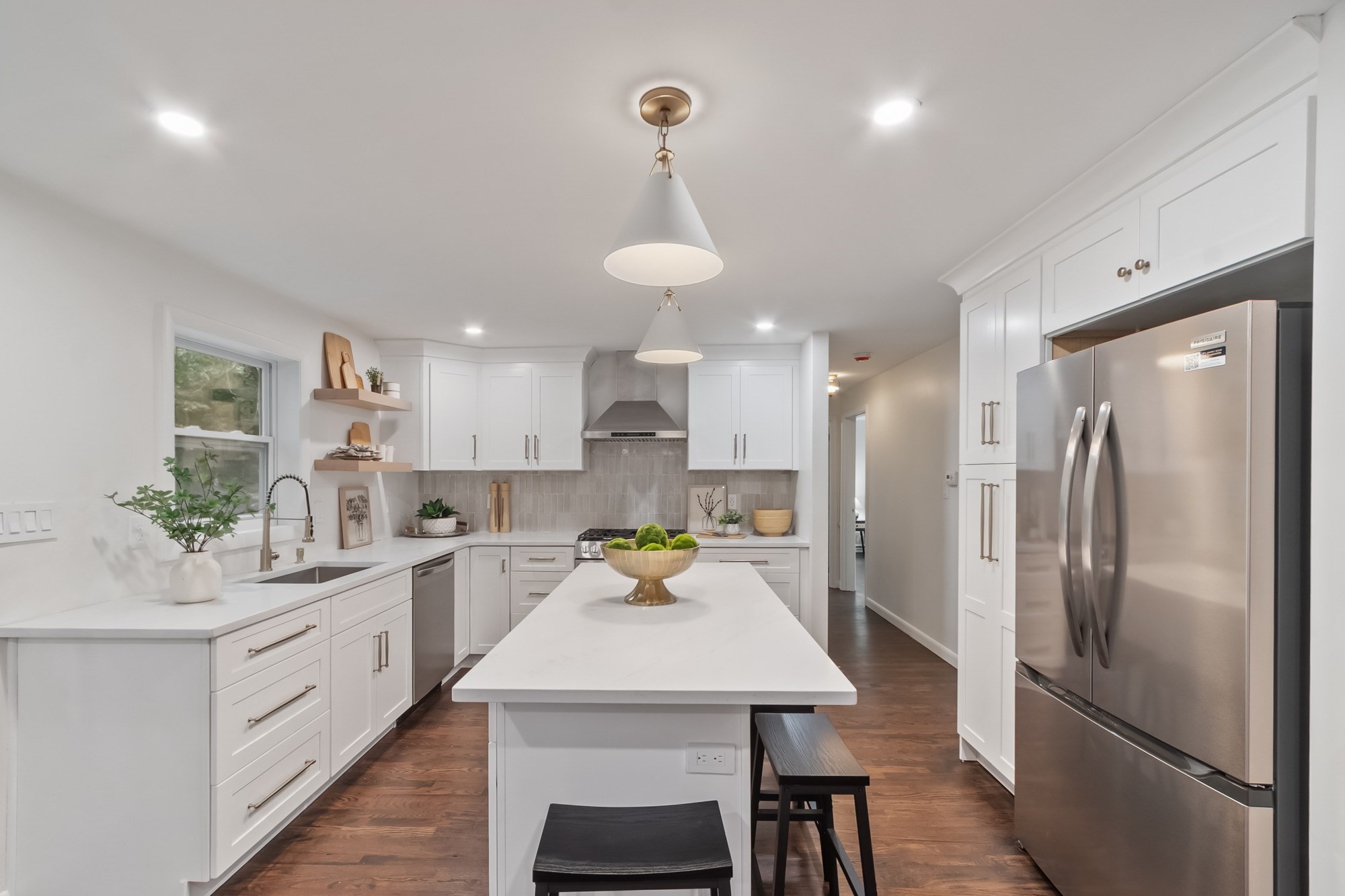 16 Bowl Rd, Chelmsford, MA 01824