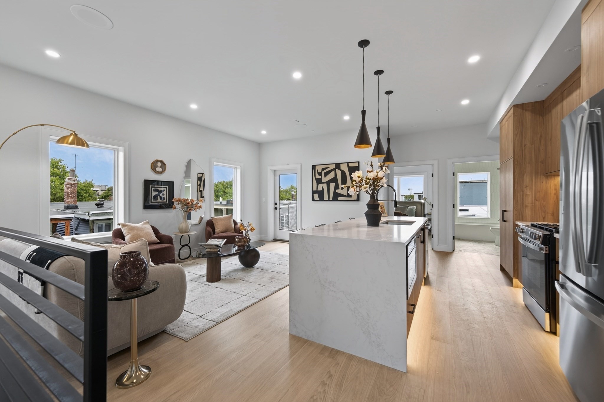 250 Bremen Unit 8, Boston - East Boston, MA 02128