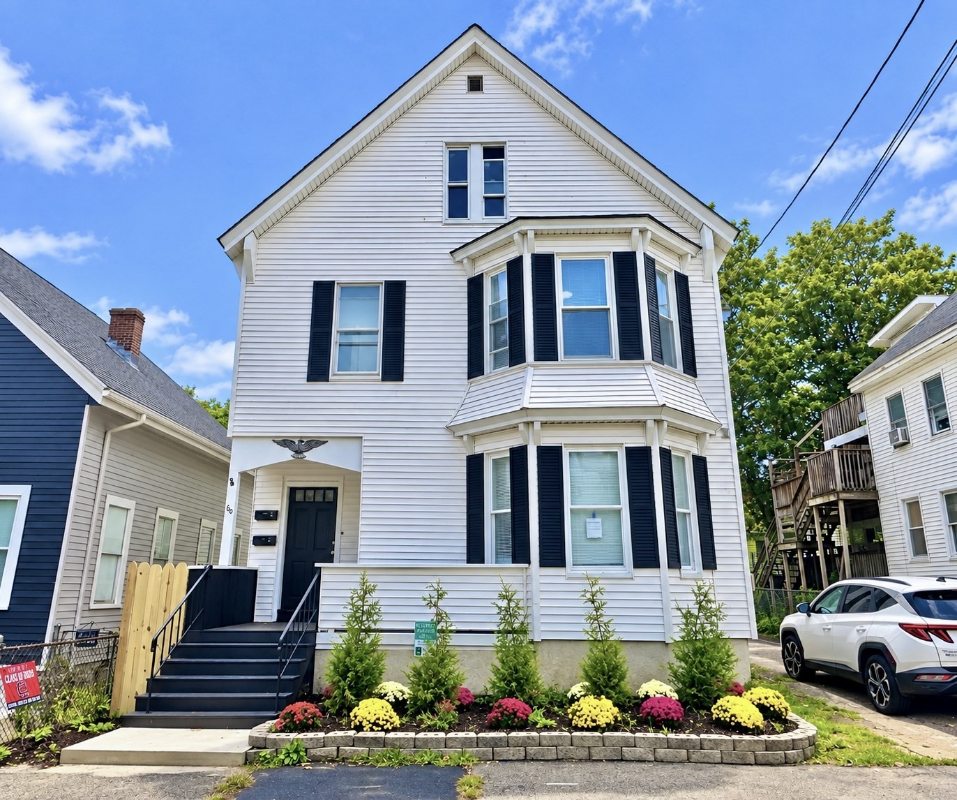 60 4th St, Lowell, MA 01850