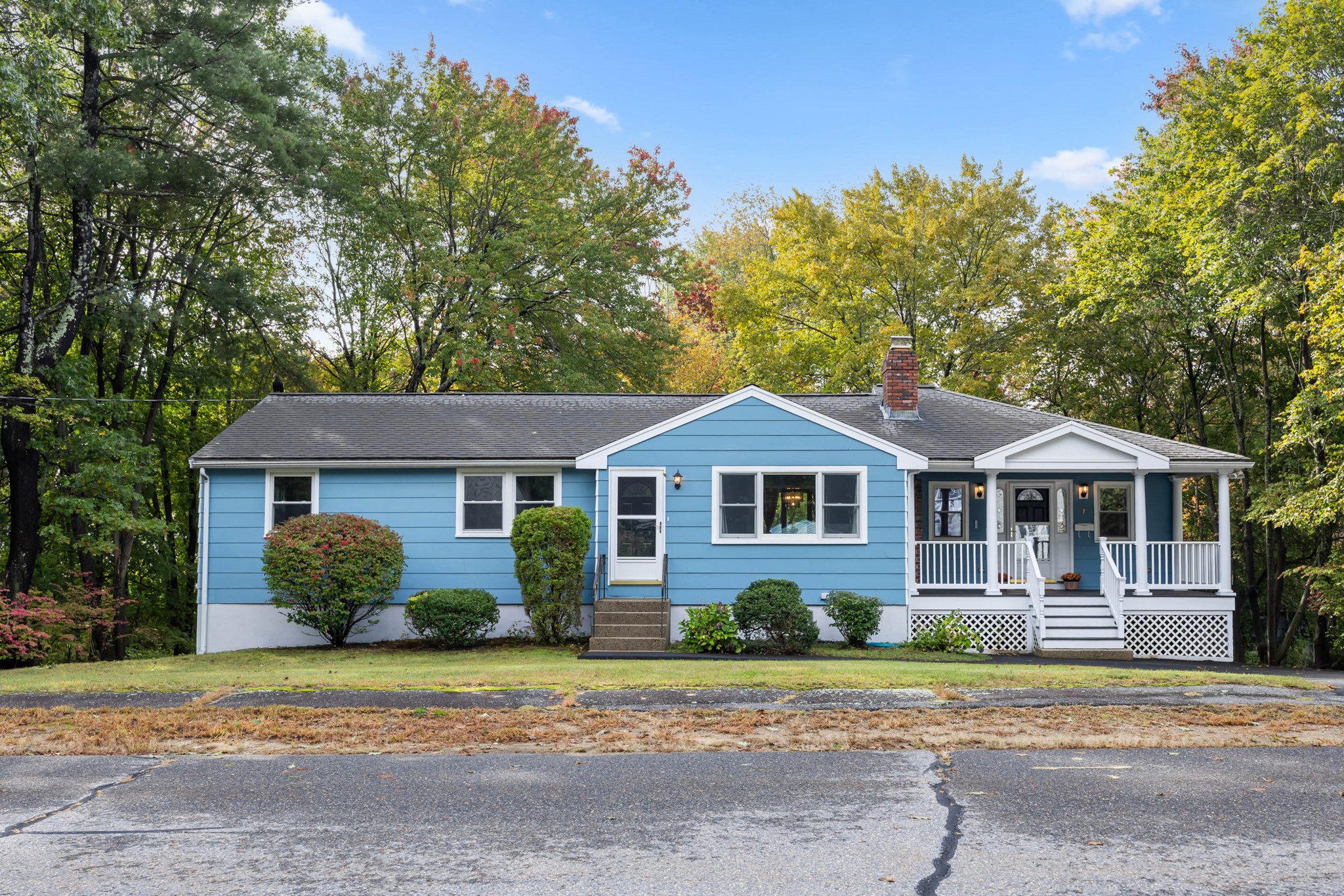 7 Edith Rd, Hudson, MA 01749