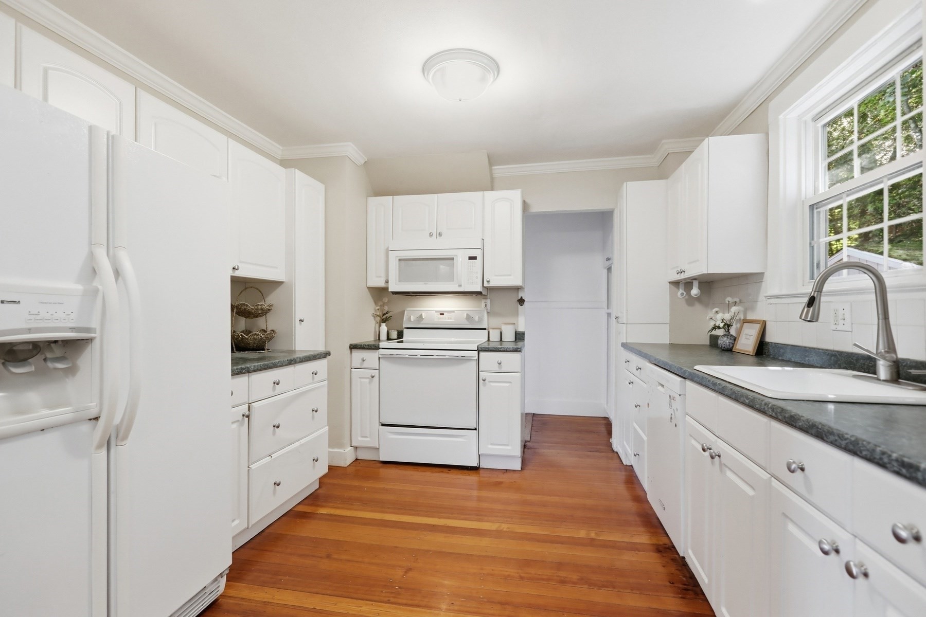 32 Enmore St, Andover, MA 01810 - Image 22