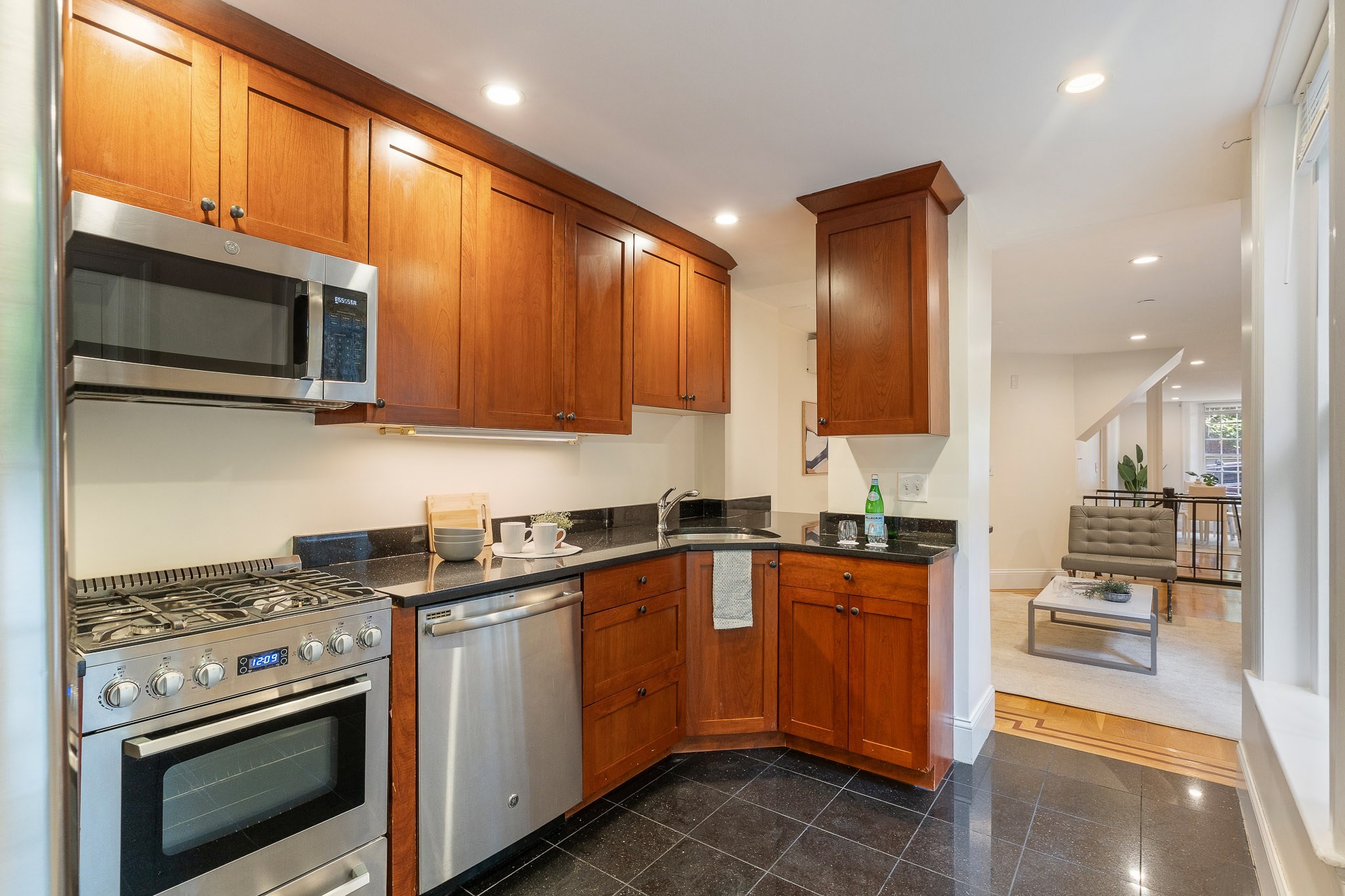 20 Joy St Unit 1, Beacon Hill, Boston, MA 02114 - Image 14