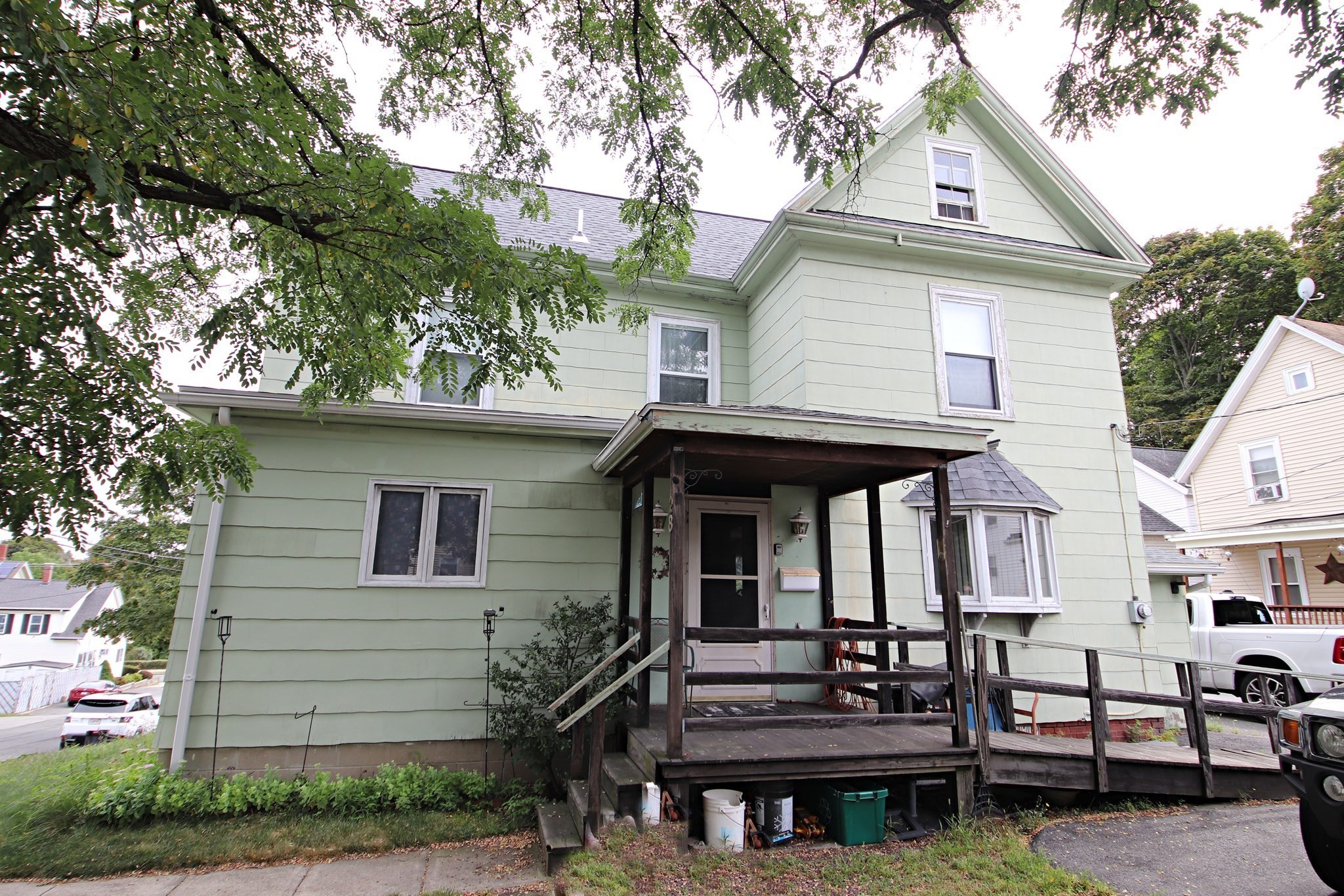 28 Wendell St, Saugus, MA 01906